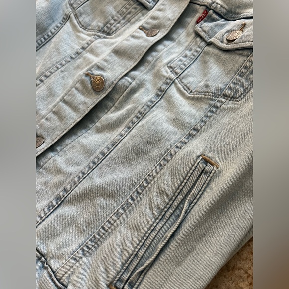 Levi's Blue Jean Jacket - Picture 13 of 13